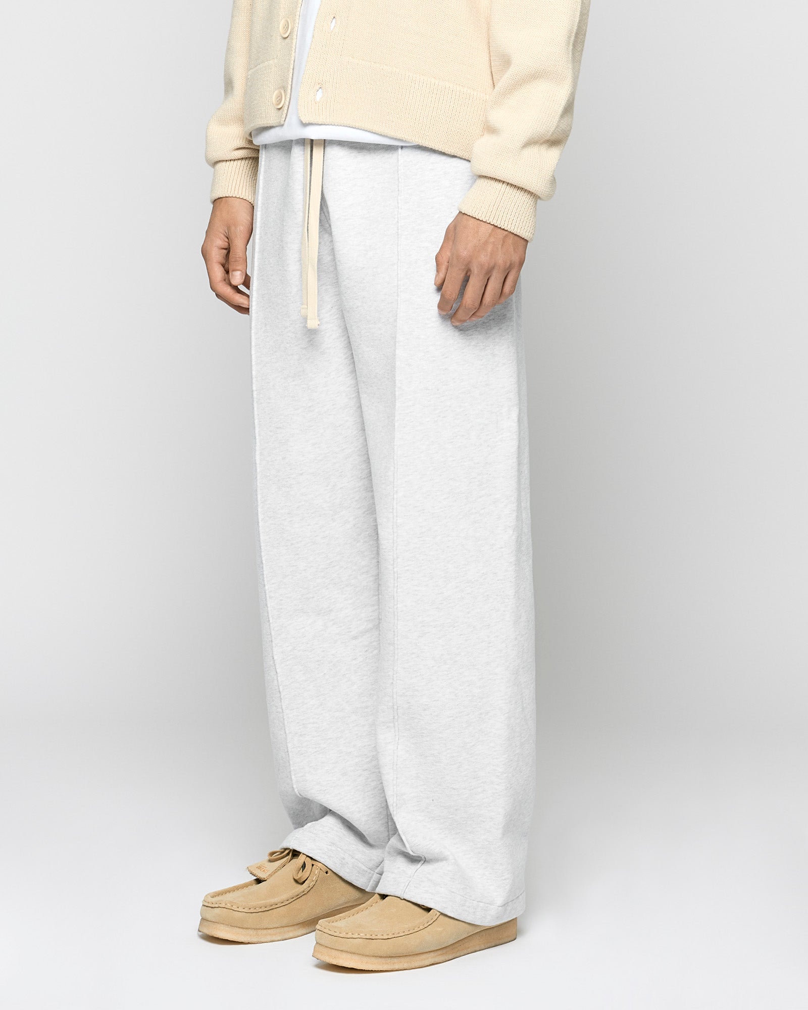 Contrast Embroidered Wide Sweatpants