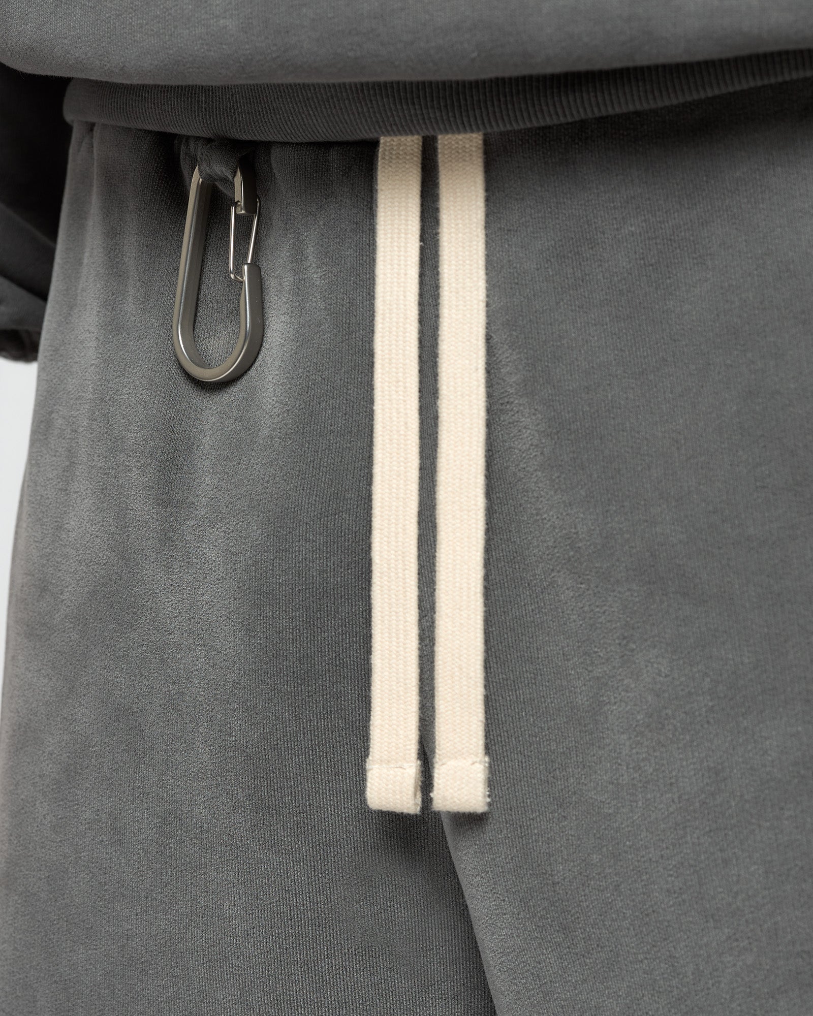 Embroidered sweatshorts