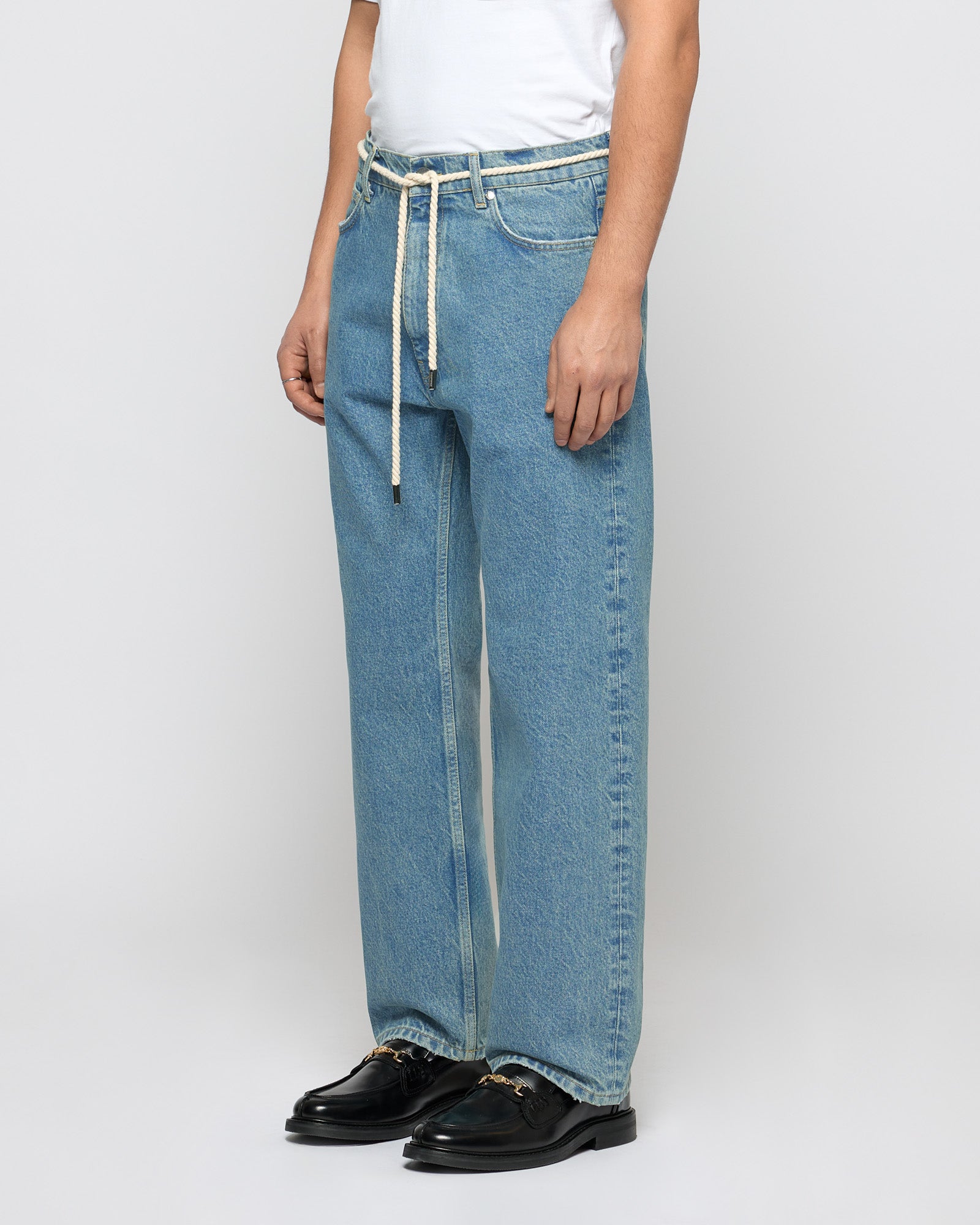 Distressed cropped straight denim