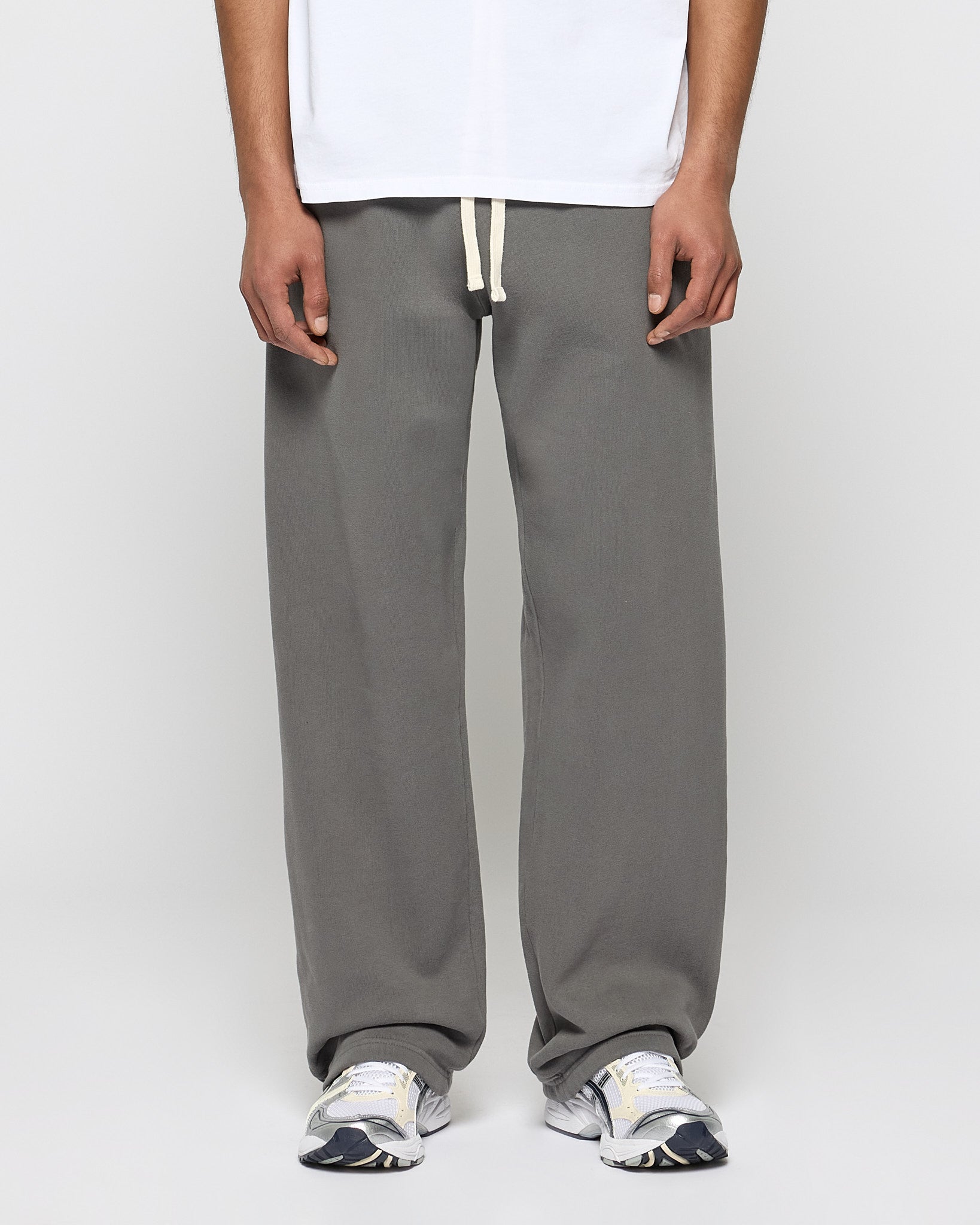 Signature Wide Sweatpants