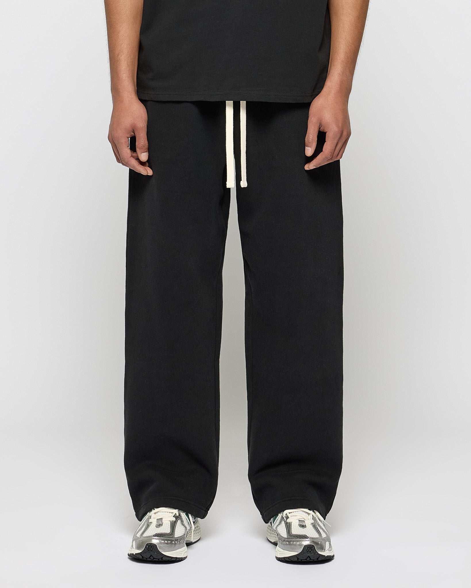 Signature Wide Sweatpants