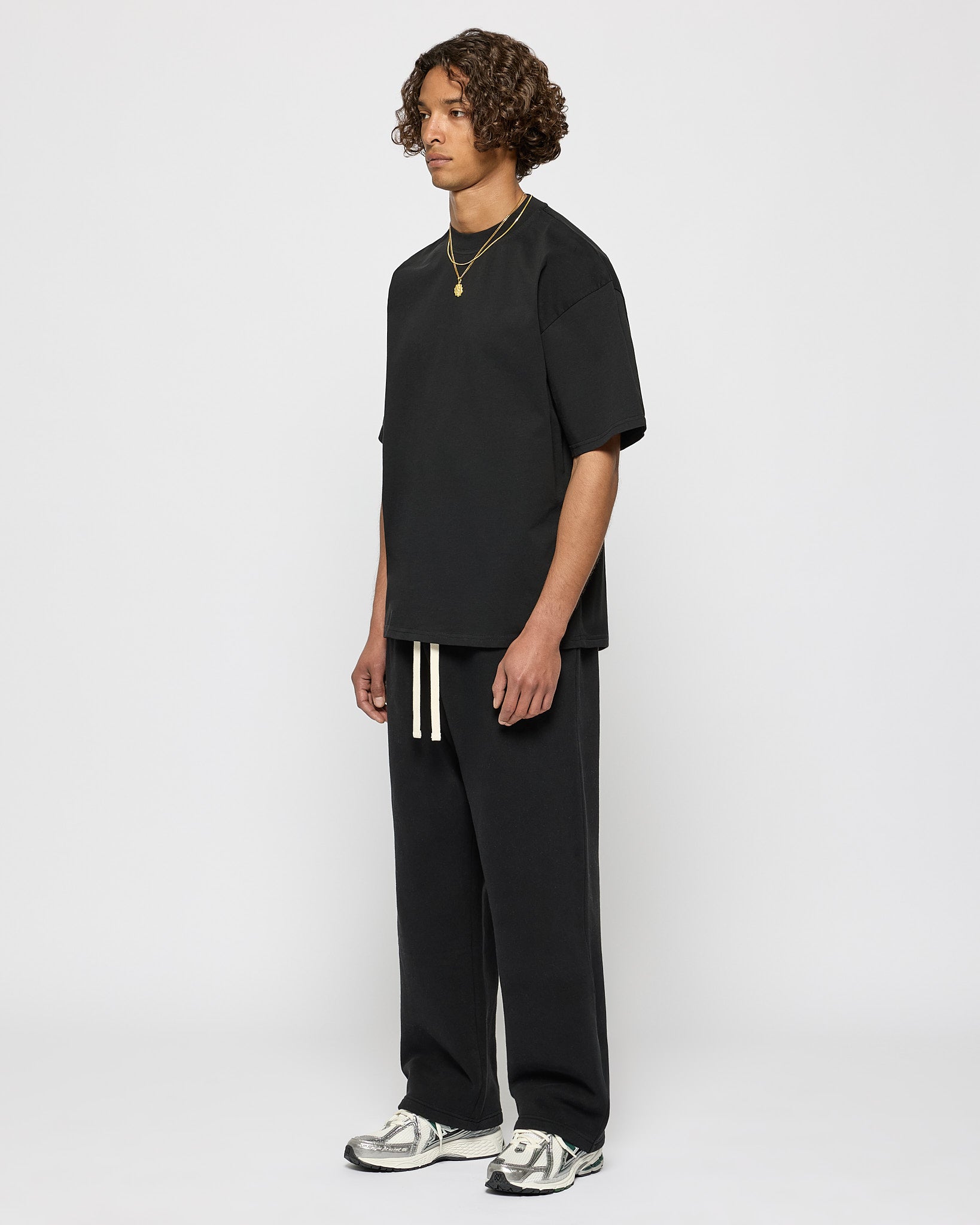 Signature Wide Sweatpants